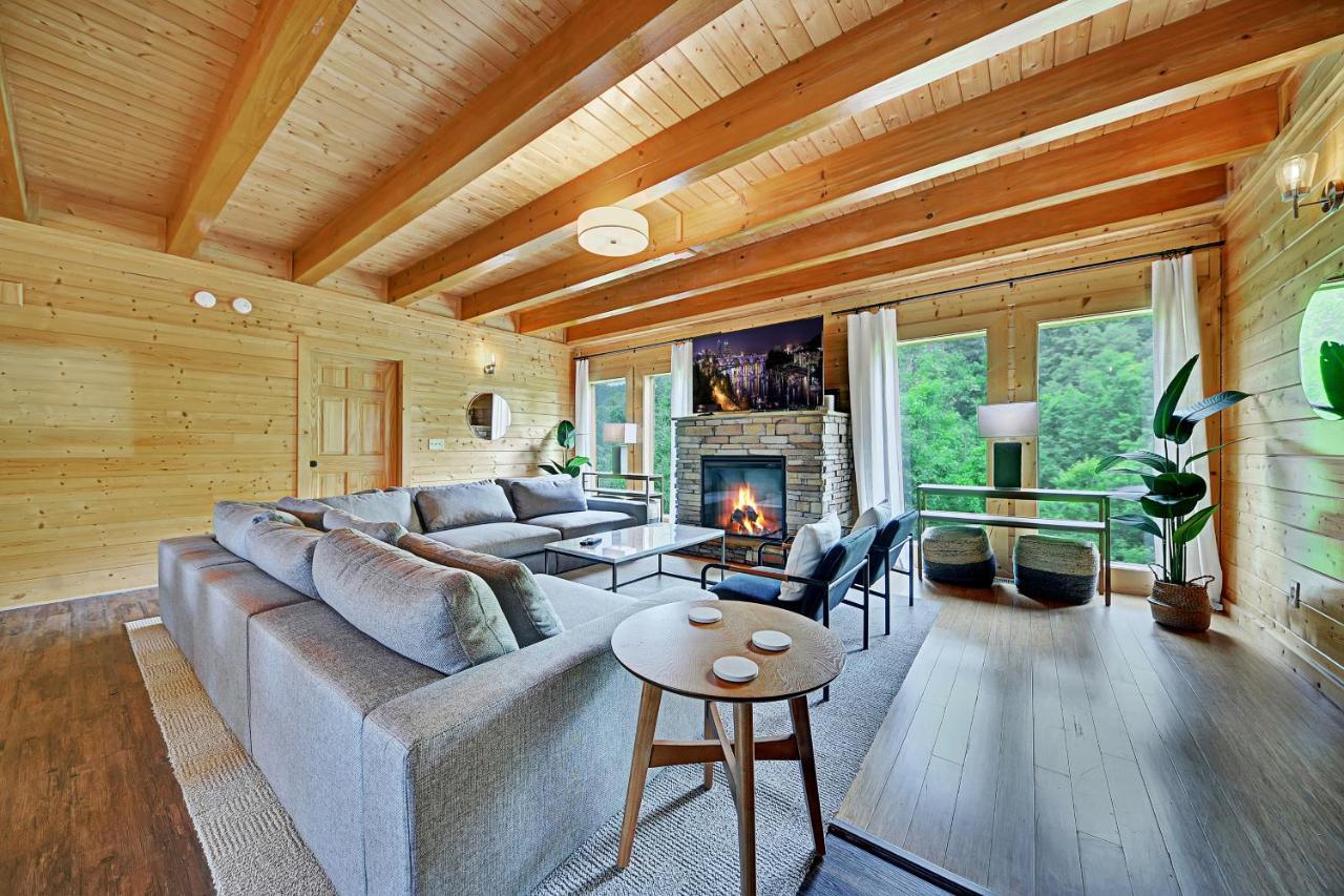 Gorgeous Large Mountain View Cabin W Hot Tub, Free Wifi, Games Villa Sevierville Dış mekan fotoğraf