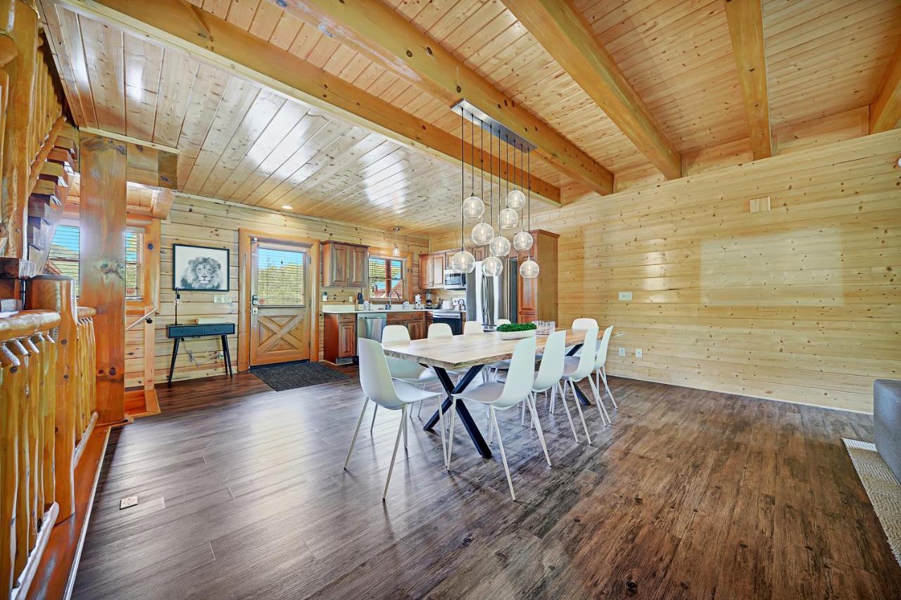 Gorgeous Large Mountain View Cabin W Hot Tub, Free Wifi, Games Villa Sevierville Dış mekan fotoğraf