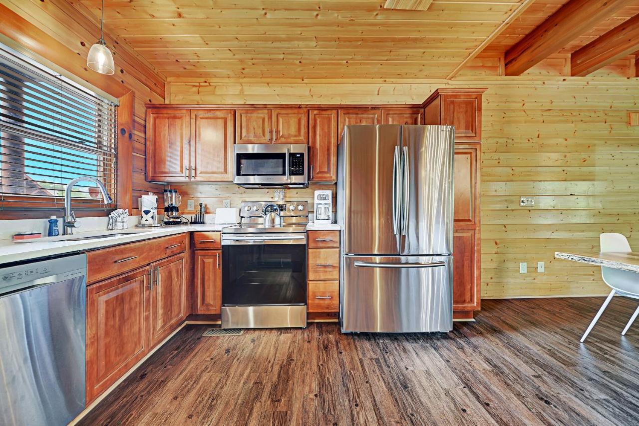 Gorgeous Large Mountain View Cabin W Hot Tub, Free Wifi, Games Villa Sevierville Dış mekan fotoğraf
